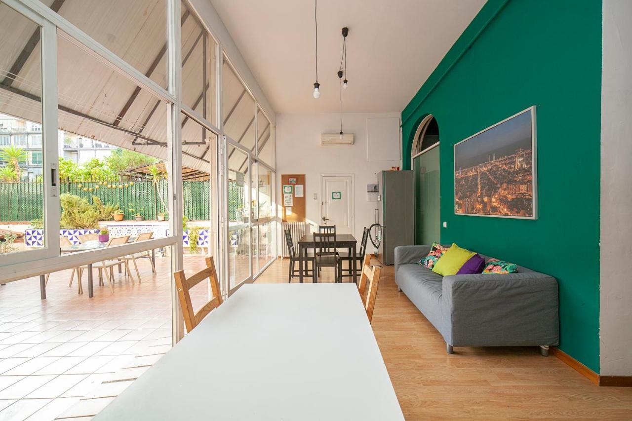 Hostel Fabrizzios Terrace *